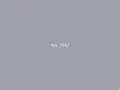 Un fond gris clair, le texte "RAL 7040" centré. Idéal pour la menuiserie moderne.