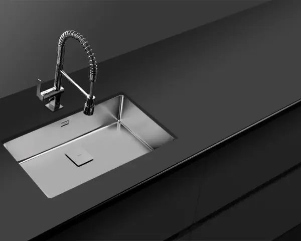 Évier en inox moderne avec robinet à ressort. Découvrez comment faire briller de l'inox pour un éclat impeccable.